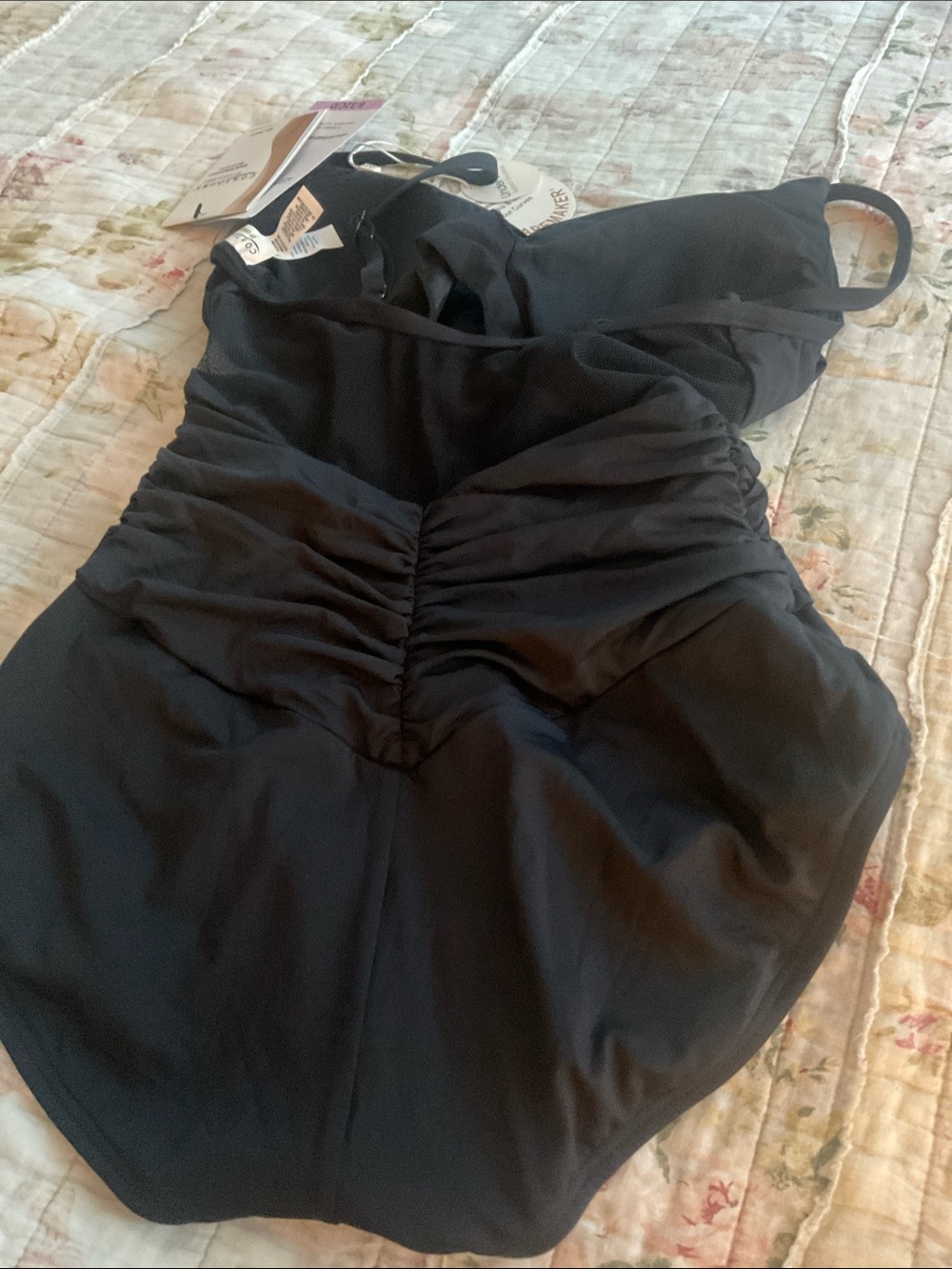 NWT Contours Shapewear Swimsuit Mesh Sides Sz 8 32=C/D Black One-Piece - Picture 5 of 9